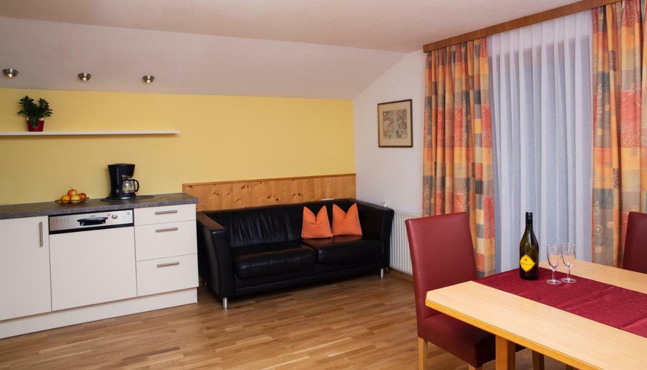 Haus Christian Apartment Klosterle am Arlberg Exterior photo