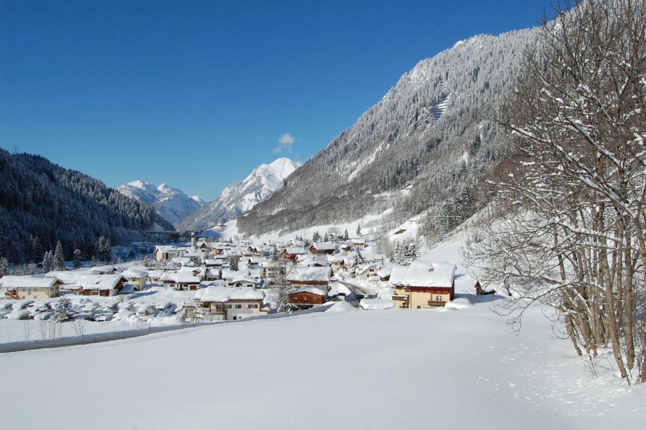 Haus Christian Apartment Klosterle am Arlberg Exterior photo